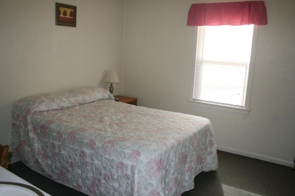 Cedarville Jnr Hotel الغرفة الصورة