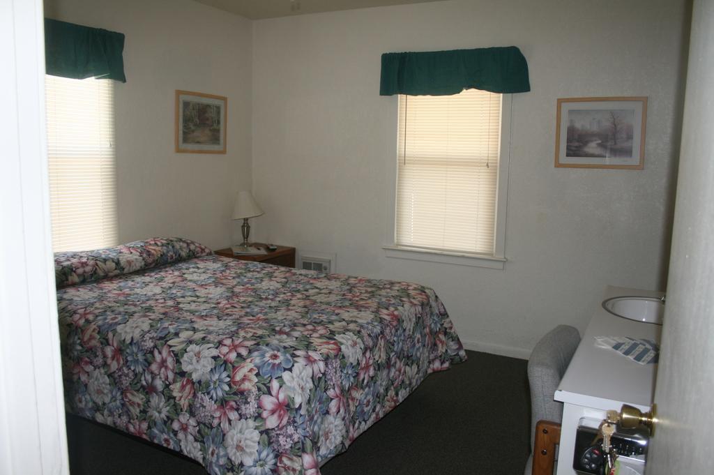 Cedarville Jnr Hotel الغرفة الصورة