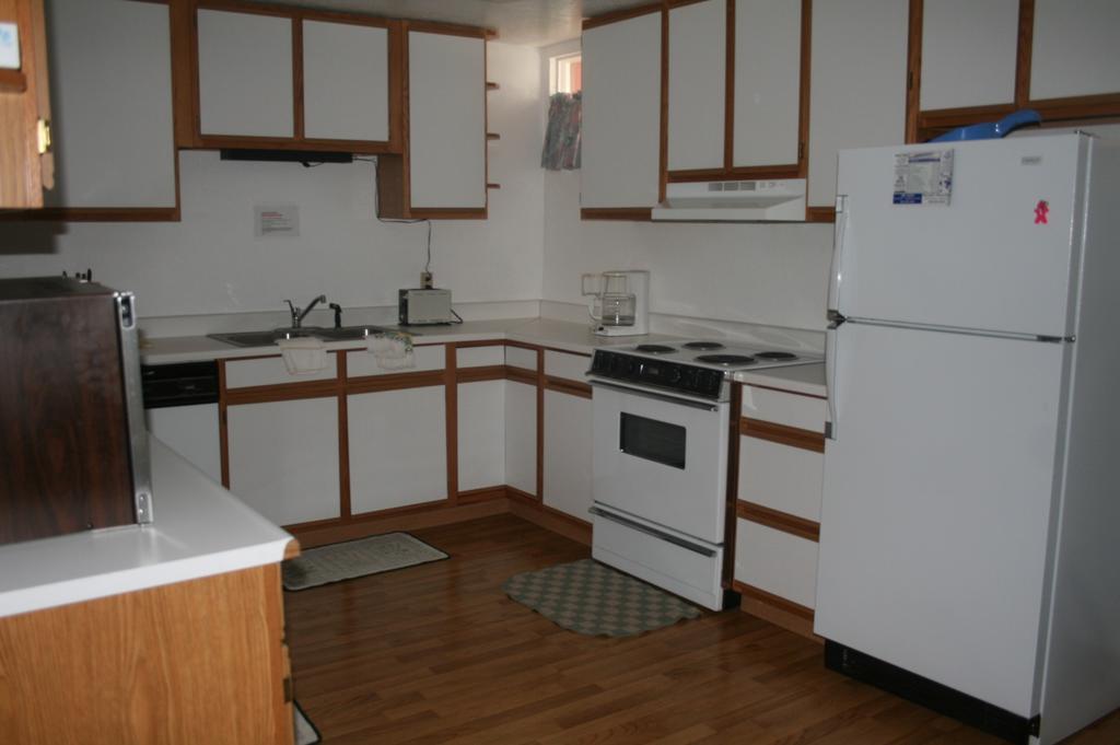 Cedarville Jnr Hotel الغرفة الصورة